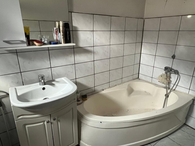 Targoviste, central, strada Justitiei,