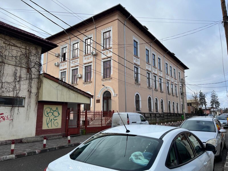 Targoviste, central, strada Justitiei,